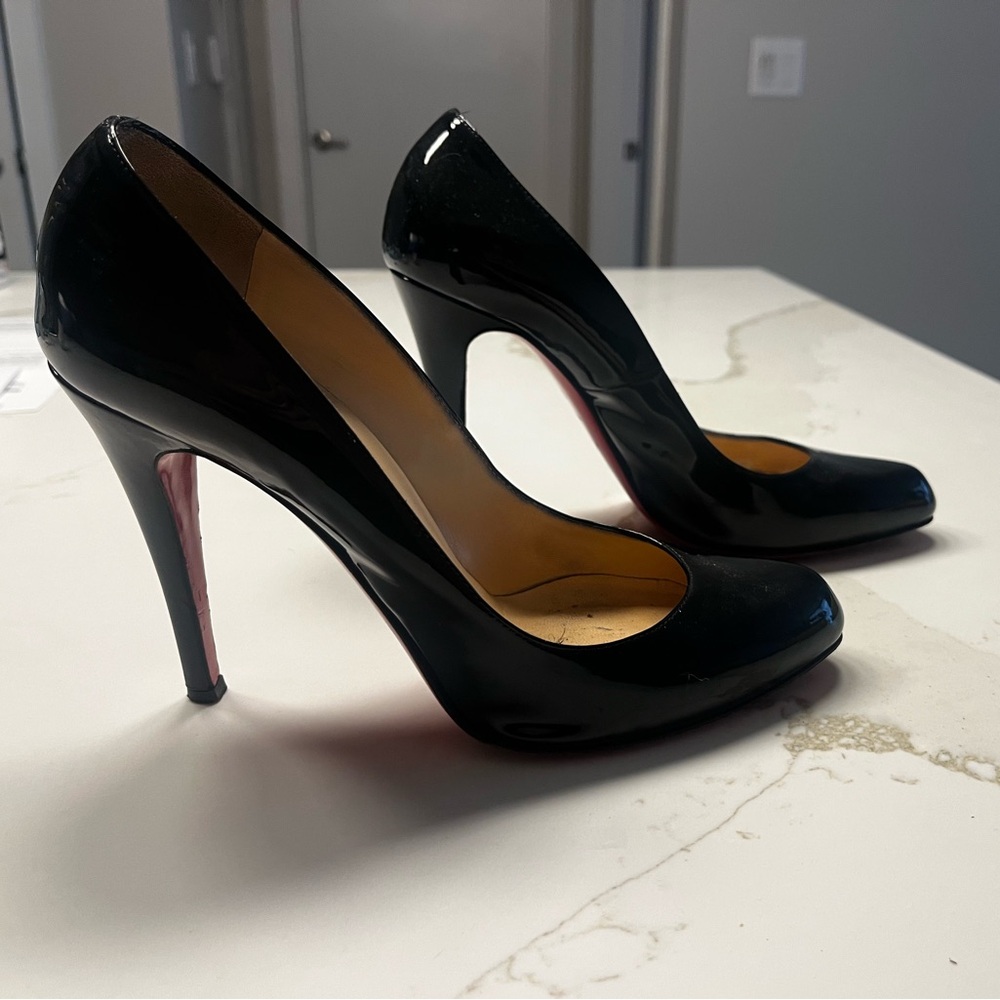 Christian Louboutin Patent Black Leather Pumps size 38.5